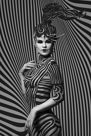 191111-haley stripe bodypaint_SED7469