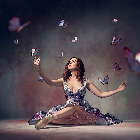 jennifer seated in flower dress_SED8912 1